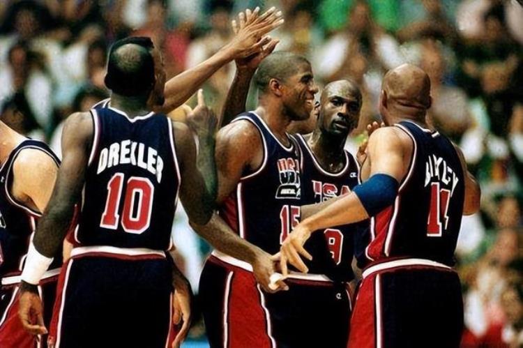 入选梦之队的四位大学生后来在NBA发展如何仅一人成为巨星