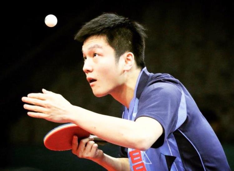 乒乓球谁反手第一「由樊振东和陈梦夺冠来看乒乓球比赛中反手和正手哪一个更重要」