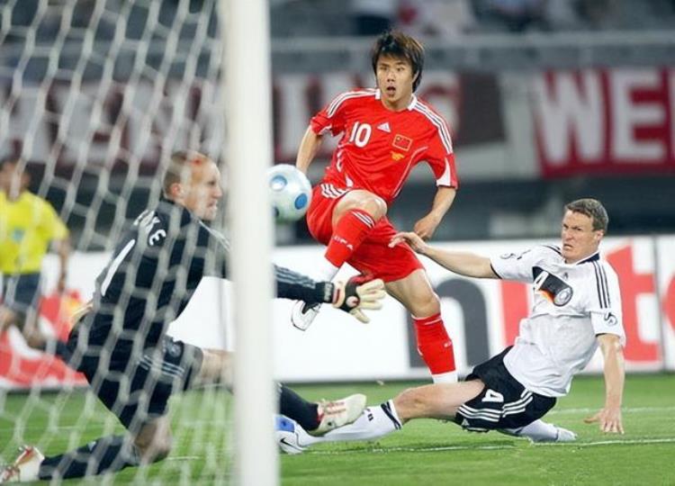 中国对德国男足「13年前今天国足PK德国男足结果出人意料这些瞬间你还记得吗」