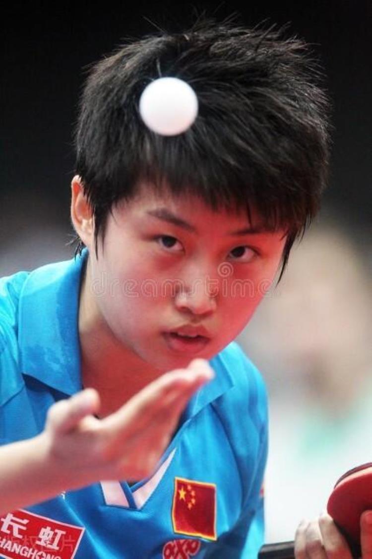 最年轻的世乒赛单打冠军「乒乓球世界最高赛事年龄最小的单打冠军是谁呢」