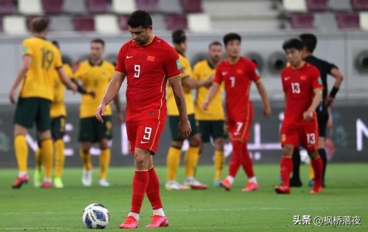 国足横扫亚洲「碾压般的20亚洲足球遭虐国足又一条上升路被堵死」