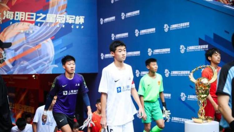 中国足球为何退步范志毅直言高洪波指出青少年三大短板