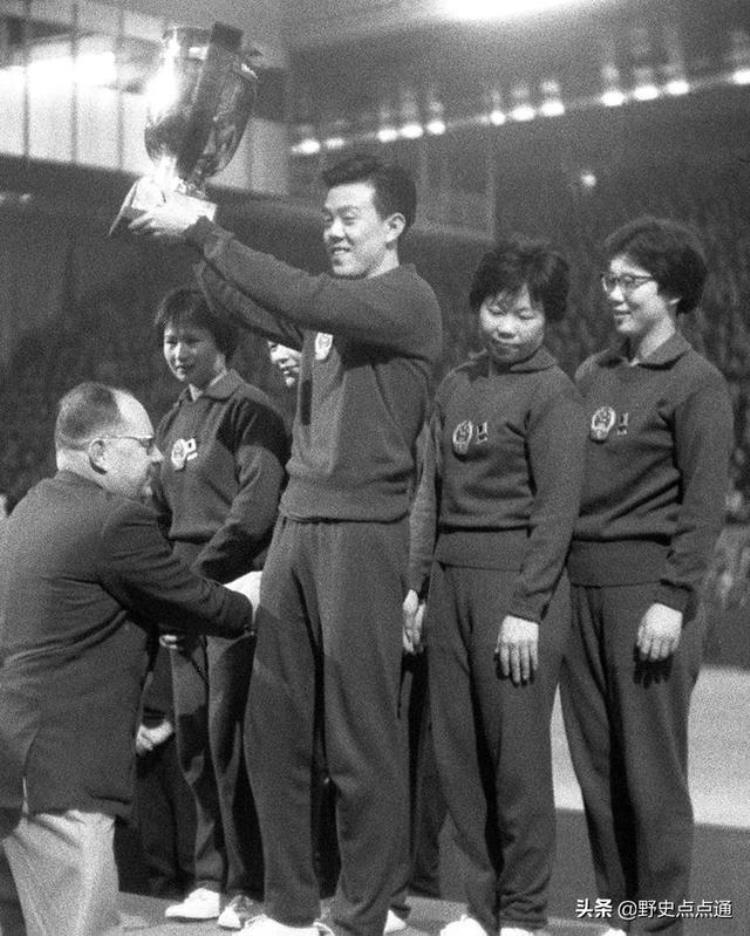 乒乓球前世界冠军离世「中国第一个乒乓球世界冠军他生于香港31岁自杀留下10字遗言」