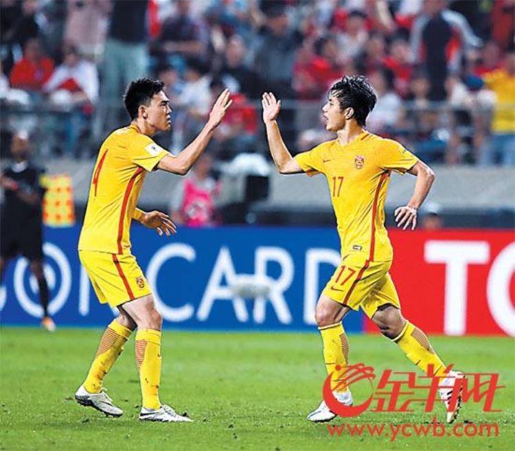 十二强赛中国2:3韩国最后15分钟国足把韩国队打慌了