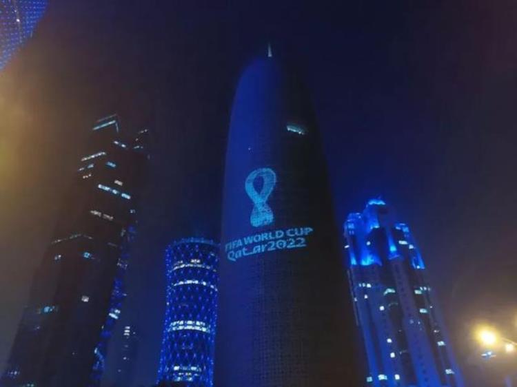 2022年卡塔尔世界杯logo「重温国足18年前旧事卡塔尔世界杯标识8字寓意无穷」