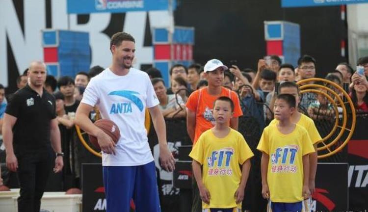 最强NBA湖人霍华德「科比库里詹姆斯领衔众多NBA巨星齐聚武汉霍华德最为亮眼」