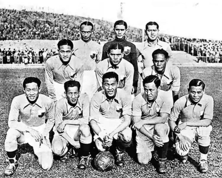 1936年中国足球16连胜踢进世界杯民国政府却没钱给路费