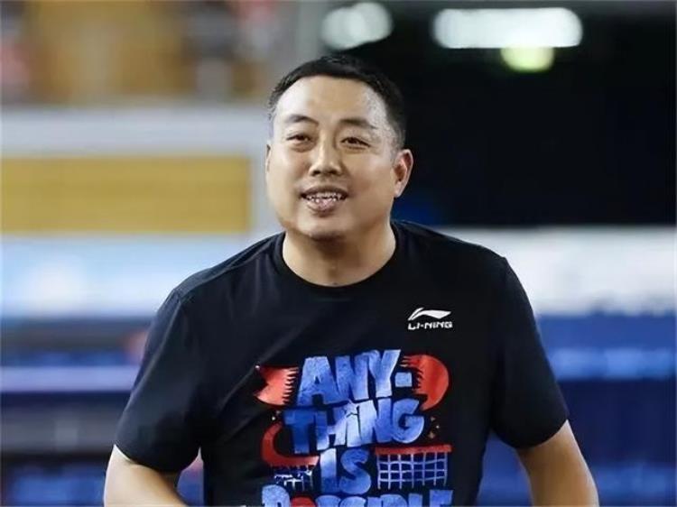 乒乓国手刘诗雯的年龄「世界乒乓球最新排名男子」