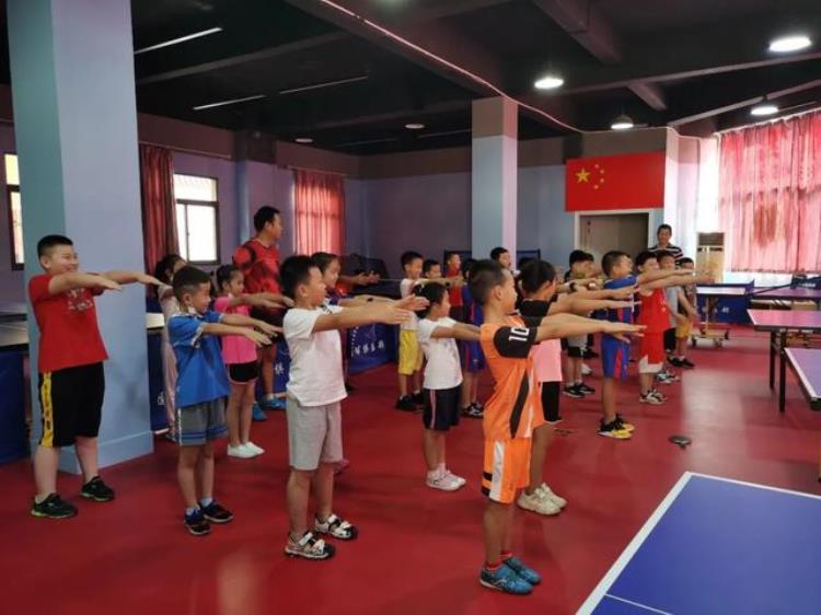 厦门乒乓球训练基地招生「厦门市海沧区育才小学乒乓球夏令营顺利结营啦」