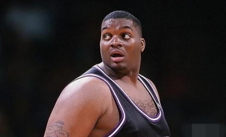 NBA球员变胖「NBA球员变胖的后果!库里坎普都是反面教材,只有奥尼尔变更强」