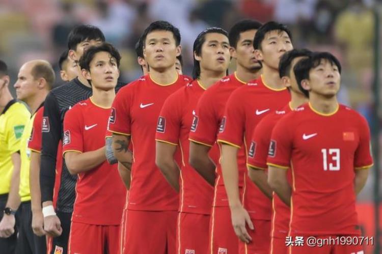 从国足球员的身高说明了中国球员的选拔问题吗「从国足球员的身高说明了中国球员的选拔问题」