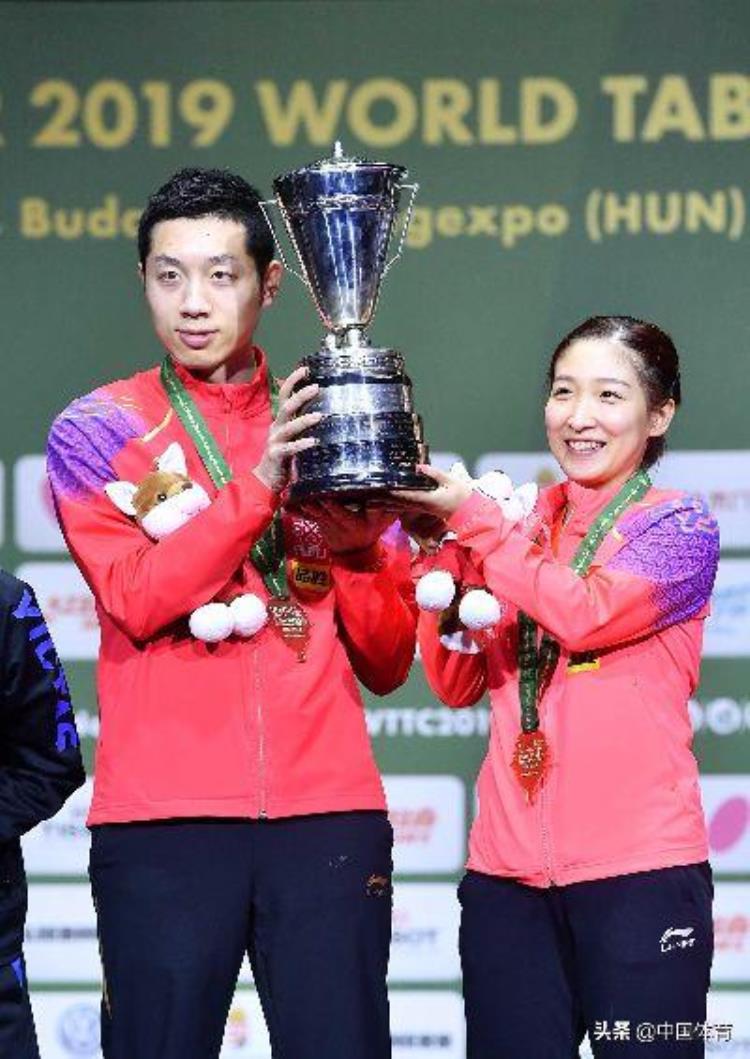 乒乓球世界杯冠军奖杯名称「世界乒乓球锦标赛冠军奖杯的由来及名称看您知道哪些」