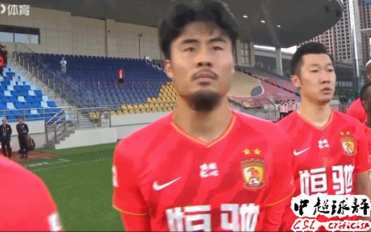 中国男足第1次国家队同时召入2名华裔归化国脚创历史