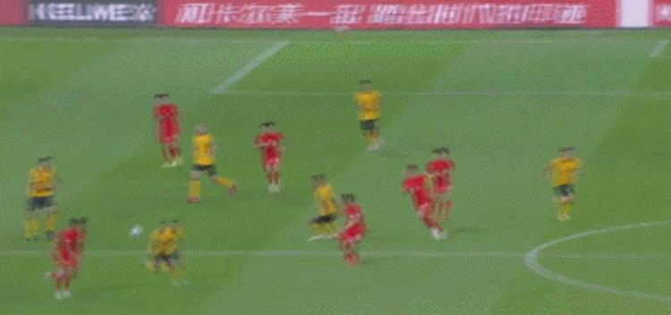 中国足球没有奇迹全场0射正3球惨败澳大利亚国足这个儿子又考砸了