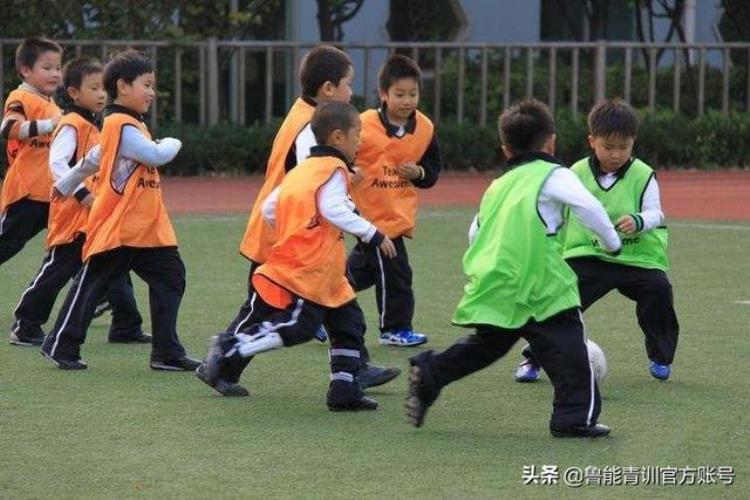 在中国学足球究竟花费几何费用「在中国学足球究竟花费几何」