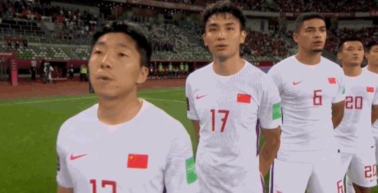 中国足球有什么问题「中国足球差普通人为中国足球做了什么」