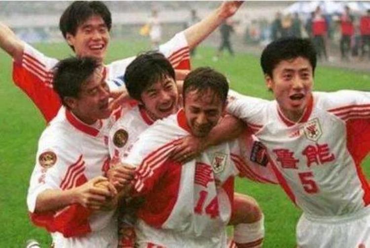 1999年中国足球甲A联赛「99赛季中国足球甲A联赛十大经典之战」