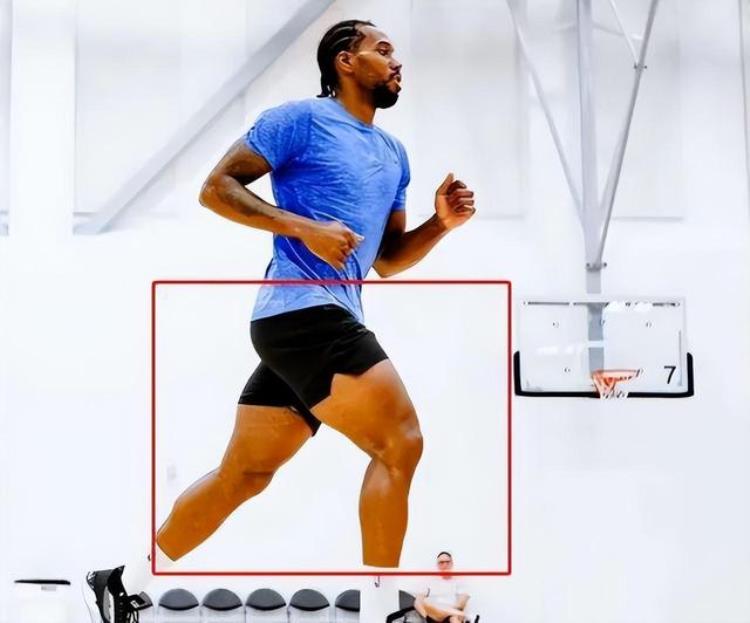 NBA奇特的身体结构文班亚马穿55码大鞋伦纳德大腿围度比腰粗