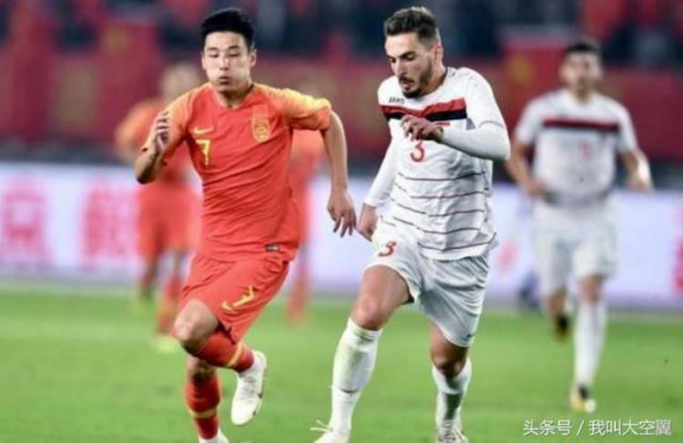 中国男足输给叙利亚的评论「如何评价昨晚中国男足对阵叙利亚的比赛网友热议一针见血」