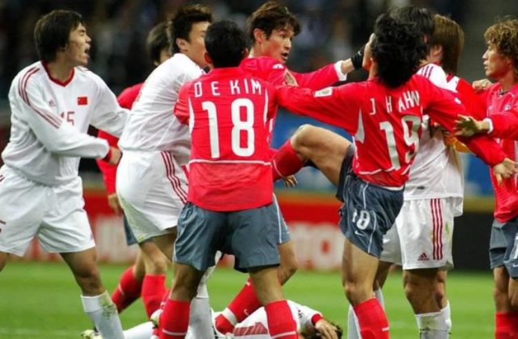 韩媒盘点中韩冲突恩怨史感叹中国足球处在黑暗中看不到希望