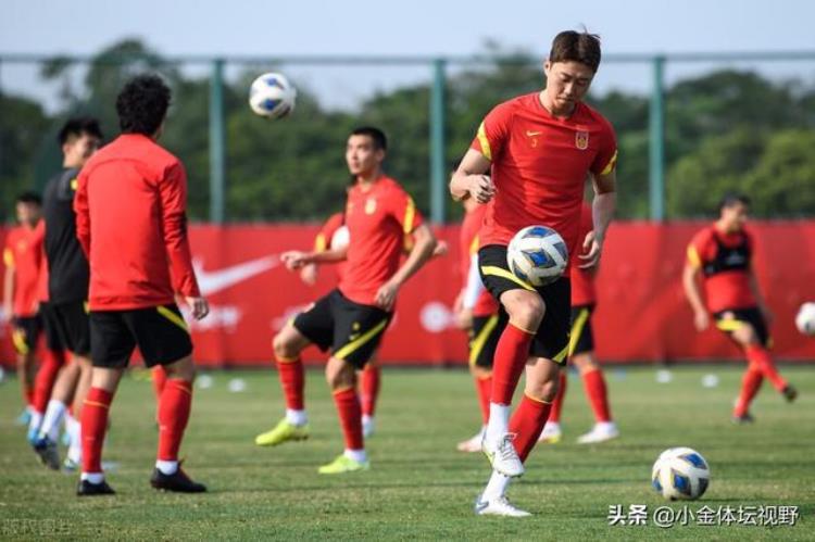 中国足球队首次出国比赛「国足确认参赛11月举行中国杯邀请海外球队参赛需先交1000万」