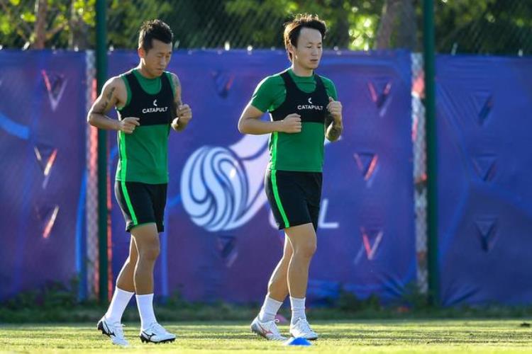 中超联赛中的朝鲜族球员「他们是中国最会踢球的少数民族两名朝鲜族球员闪耀世预赛」