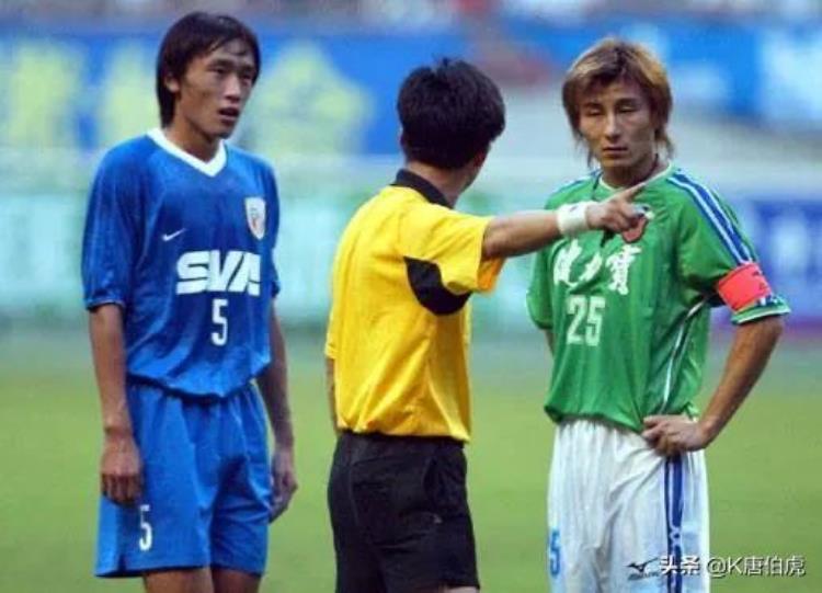 李玮峰谈国足「中国足球一山不容二虎之八李玮峰和杜威的队长之争」