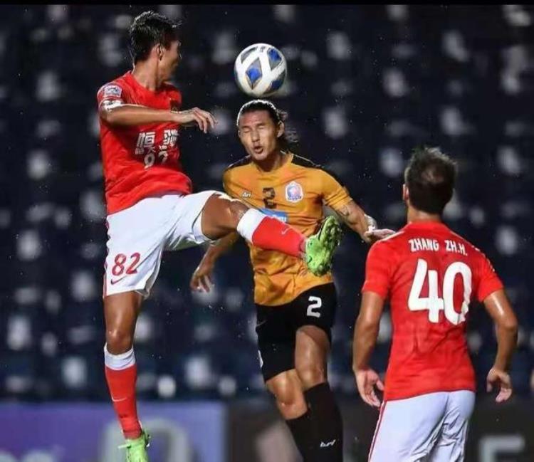 中国足球1:5输给泰国「1比5重现中国足球再次惨败泰国如此尴尬的记录让中国足球蒙羞」