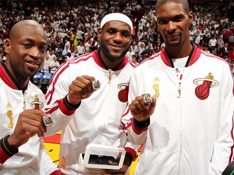 nba曾经有过的三巨头有哪些「NBA曾经有过的三巨头」