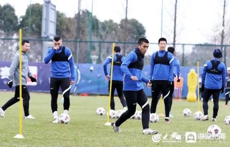 青岛足球队最新消息「遗憾青岛足球俱乐部正式退出中国职业足球联赛」