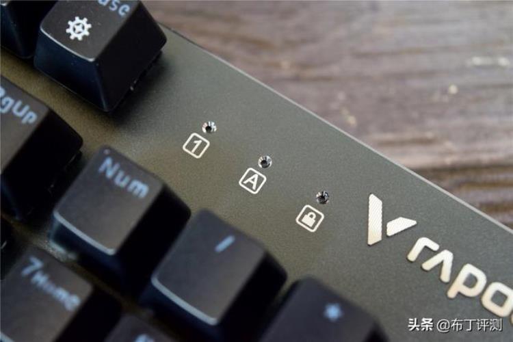 双模rgb机械键盘「自主红外银轴RGB幻彩双背光系统更炫酷的游戏机械键盘」