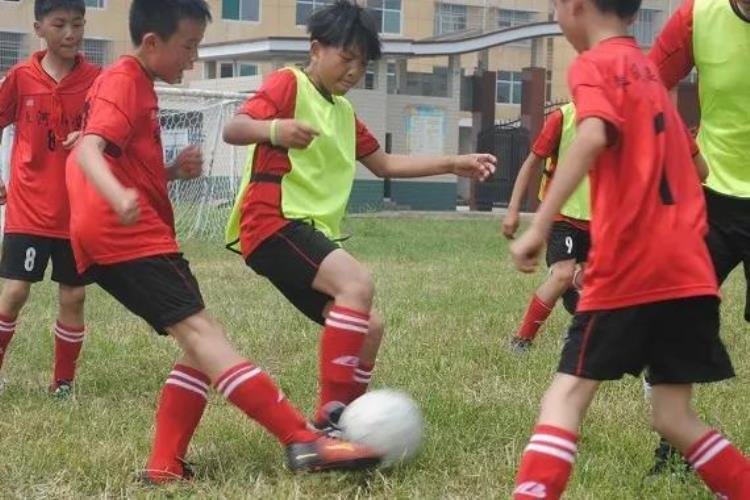 汉川市第六届小学生足球比赛「汉川再添1所全国青少年校园足球特色学校」