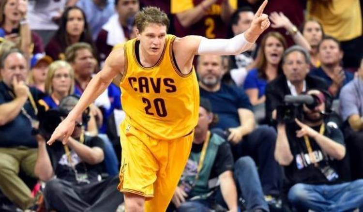 有没俄罗斯人或前苏联人进过NBA萨博尼斯逼出最强美国梦之队