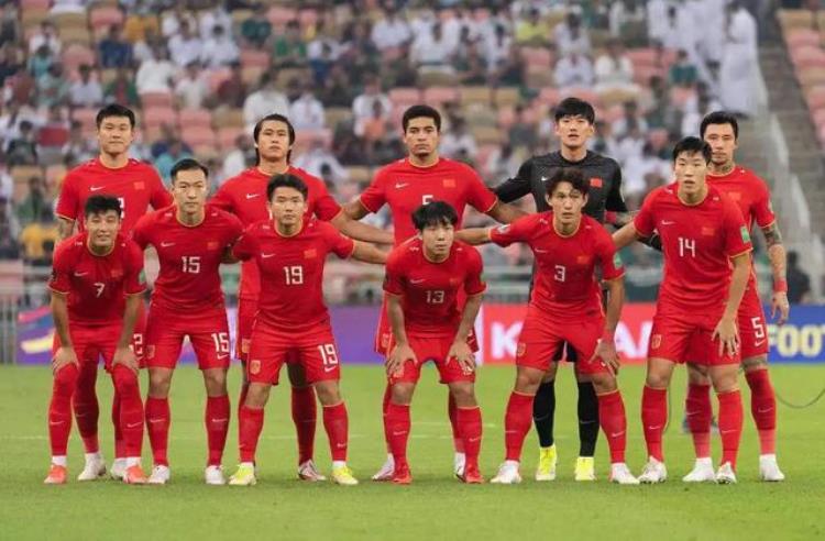 日本男足对西班牙男足结果「日本接连击败德国西班牙中国男足还赢不了越南原因到底是什么」
