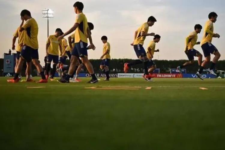 日本足球跟中国足球的差距「从日本队世界杯表现谈中日两国足球发展的现状和未来」