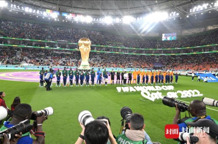 中国世界杯采访「记者手记丨第一次采访世界杯20多年前的足球梦变成现实」