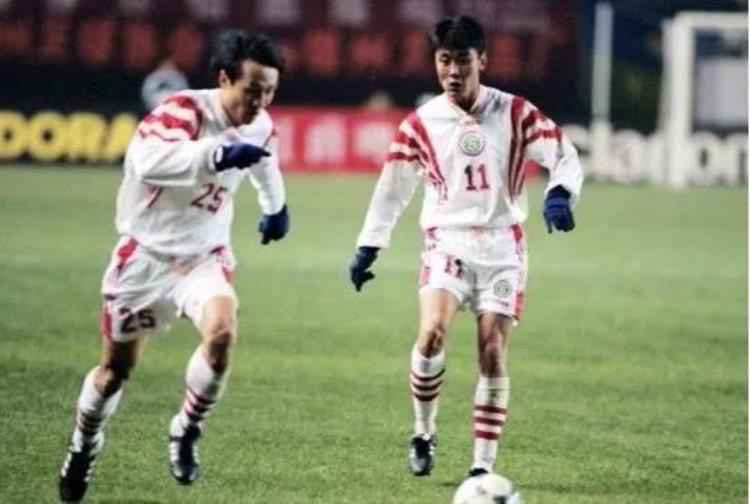 97年亚洲十强赛中国主场对阵伊朗「97年亚洲区预选赛十强赛中国2比4负伊朗」