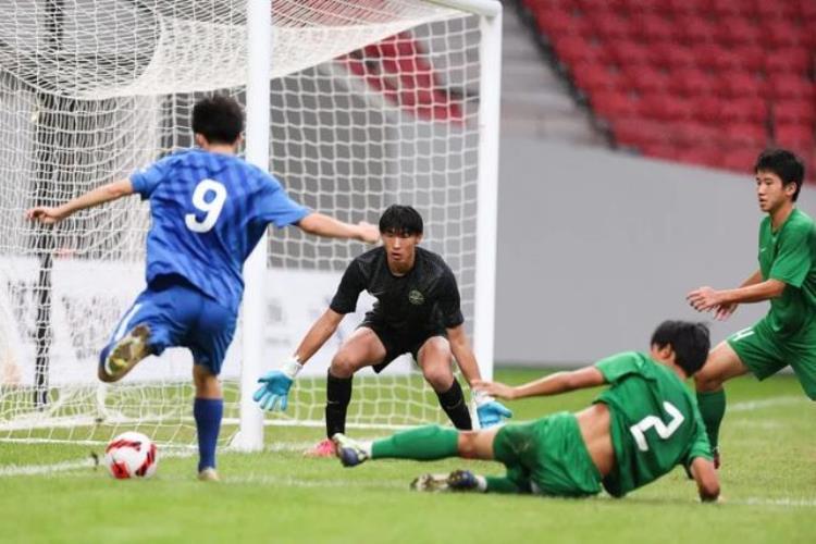 u15国足「上海U15蓝队夺冠捧杯首届上海明日之星冠军杯落幕」