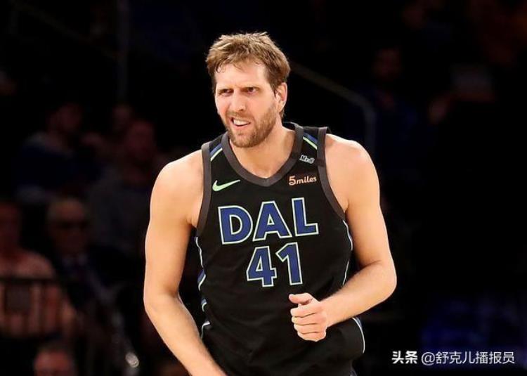 NBA球员十大特殊癖好巴克利从不穿内裤库里居然是恋足癖