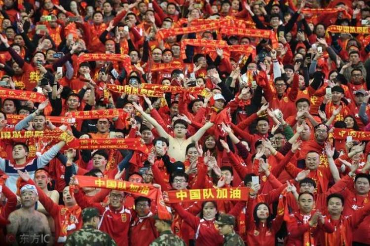 中国足球和日韩的差距「中国足球与日韩等有哪些差距还能追上日韩吗」