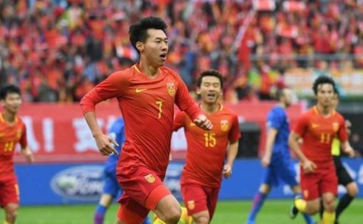 中国队里皮年薪多少,中国足协对里皮的规划