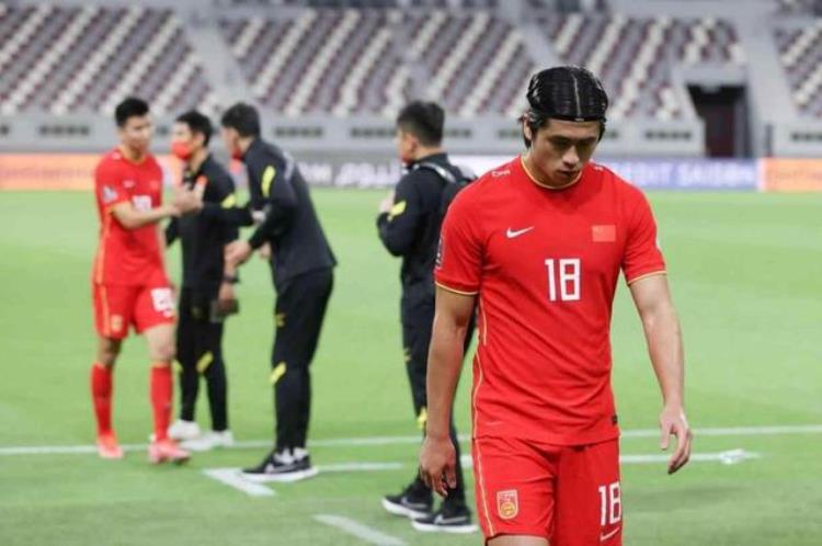 西班牙大学针对中国足球发表研究论文问题出在学习和踢球的结合
