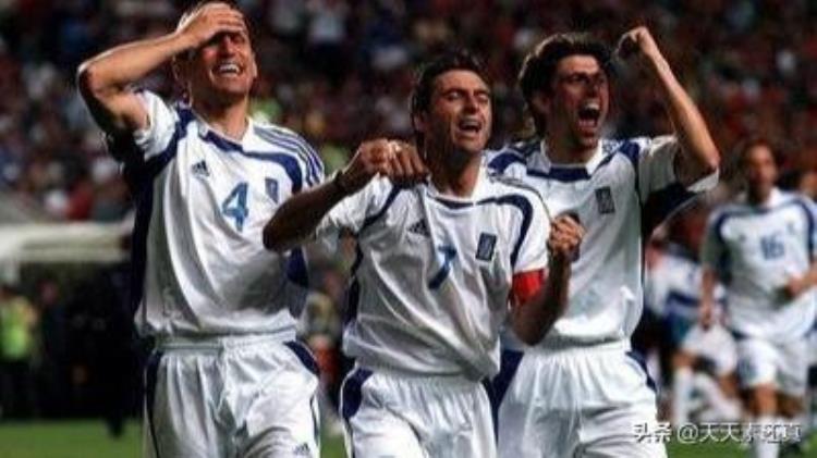 希腊贵为欧洲杯冠军三次世界杯经历乏善可陈但有一点值得肯定