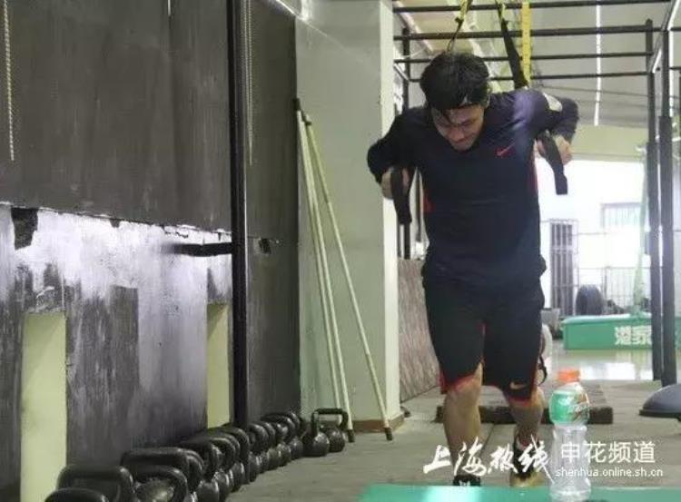 王大雷开启体能特训这样练下去能踢到40岁U23球员该学点啥