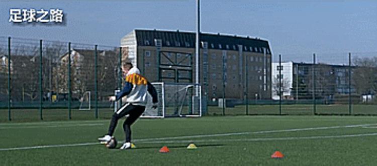 几个可以提高盘带能力的足球训练项目,提高球感足球训练