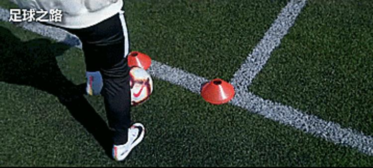 几个可以提高盘带能力的足球训练项目,提高球感足球训练