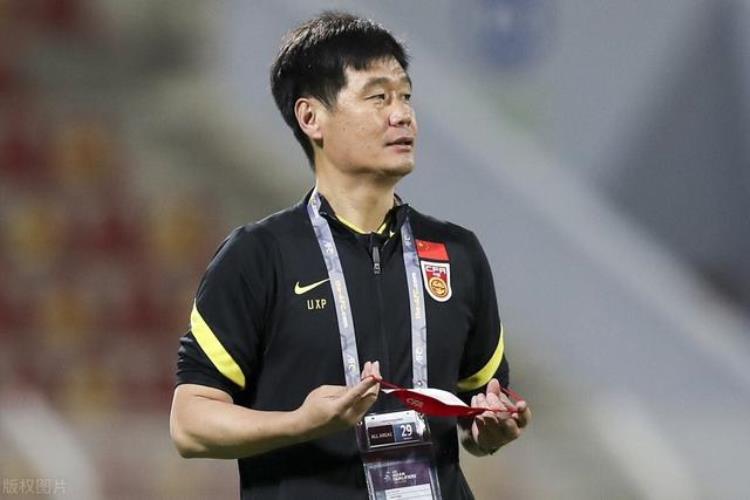 中国足球成笑话外籍讲师中国球员缺乏从小就具备的基本功