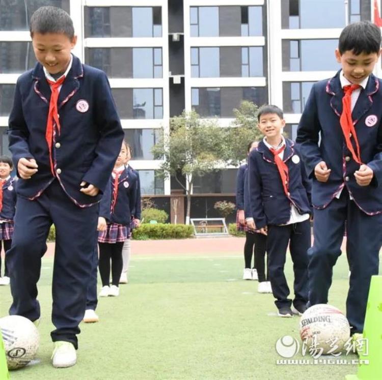 曲江第十三小学足球特色教育显成效