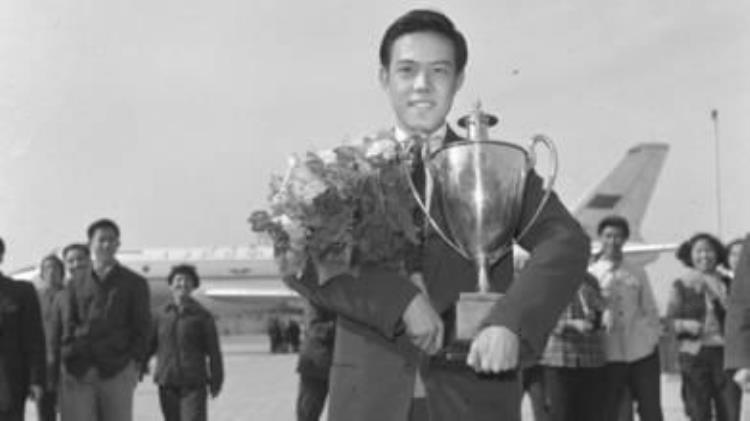 国乒拿了多少年世界冠军「国乒60年夺得226个世界冠军师徒两占据半壁江山」