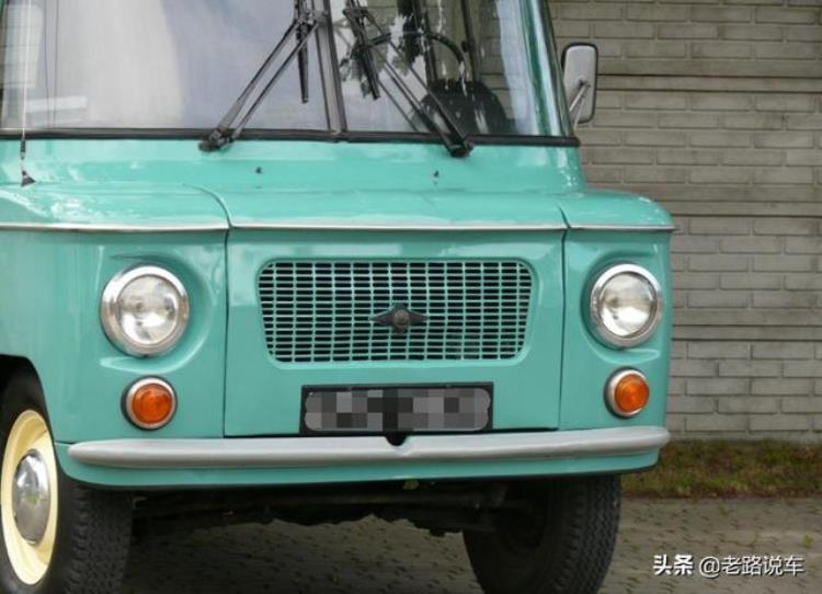 经典的波兰尼萨522面包车底盘与GAZM20轿车基本相同
